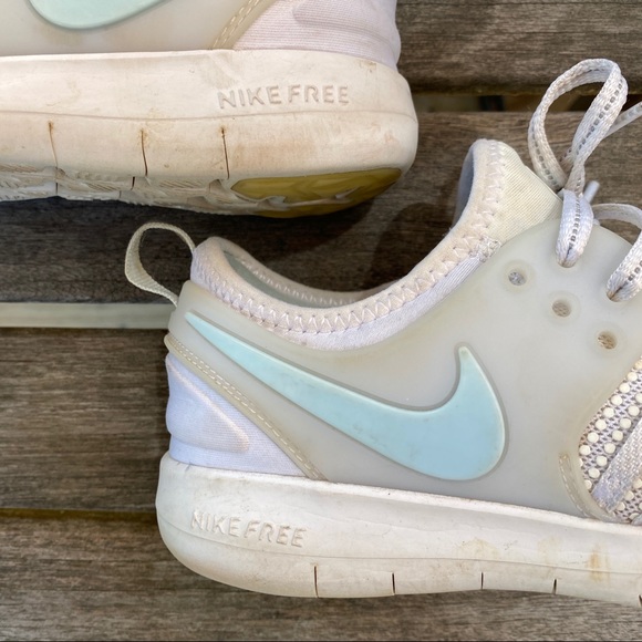 Nike Free Reflective Training Athletic Shoe Size 7 - Picture 11 of 13